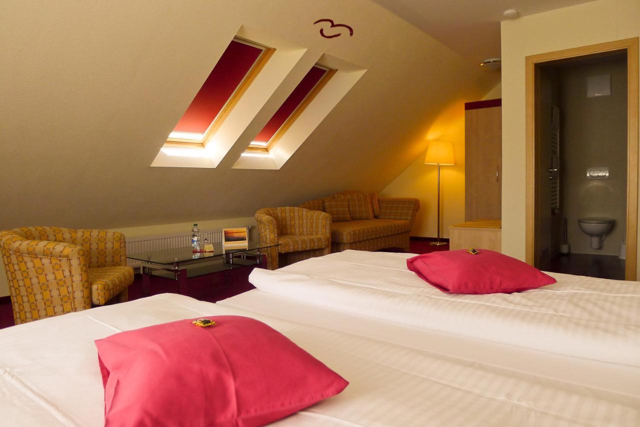 Seehotel Weit Meer Waren  Exterior foto