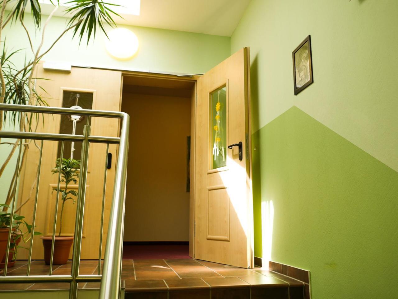Seehotel Weit Meer Waren  Exterior foto